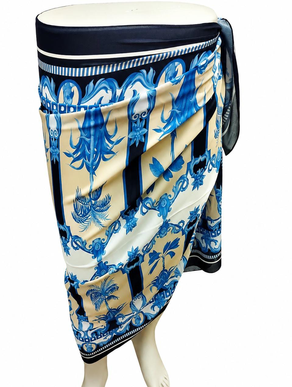 Tropical women pareo